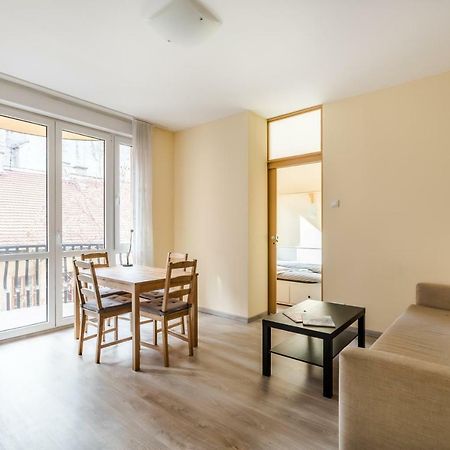 Bpr Vivid Downtown Vibe With Balcony Apartman Budapest Kültér fotó