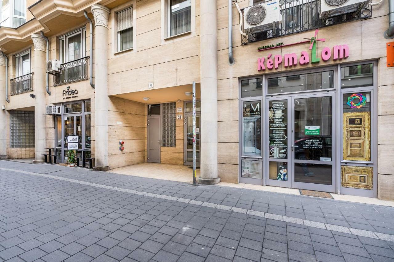 Bpr Vivid Downtown Vibe With Balcony Apartman Budapest Kültér fotó