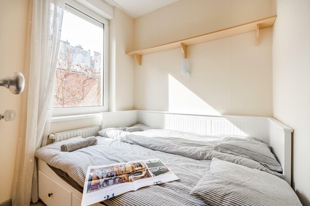 Bpr Vivid Downtown Vibe With Balcony Apartman Budapest Kültér fotó